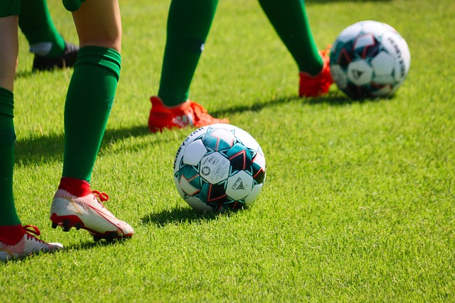 4. Taktické pochopení pro malé hráče fotbalu: Jak rozvíjet jejich schopnost rozhodování na hřišti