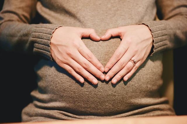 2. Prozrazeno: Nebezpečné cviky, které při‌ těhotenství raději vynechte