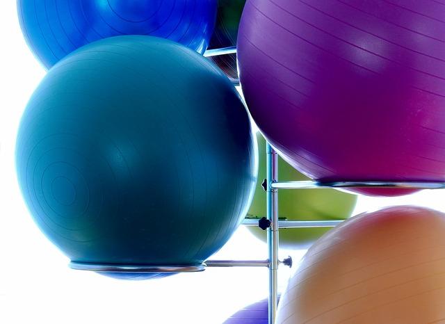 Jak ‍vybrat správnou ‌velikost a ​pevnost overballového míče pro cvičení
